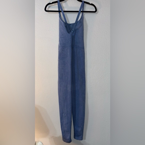 FABLETICS Seamless Rib Jumpsuit - Picture 4 of 9